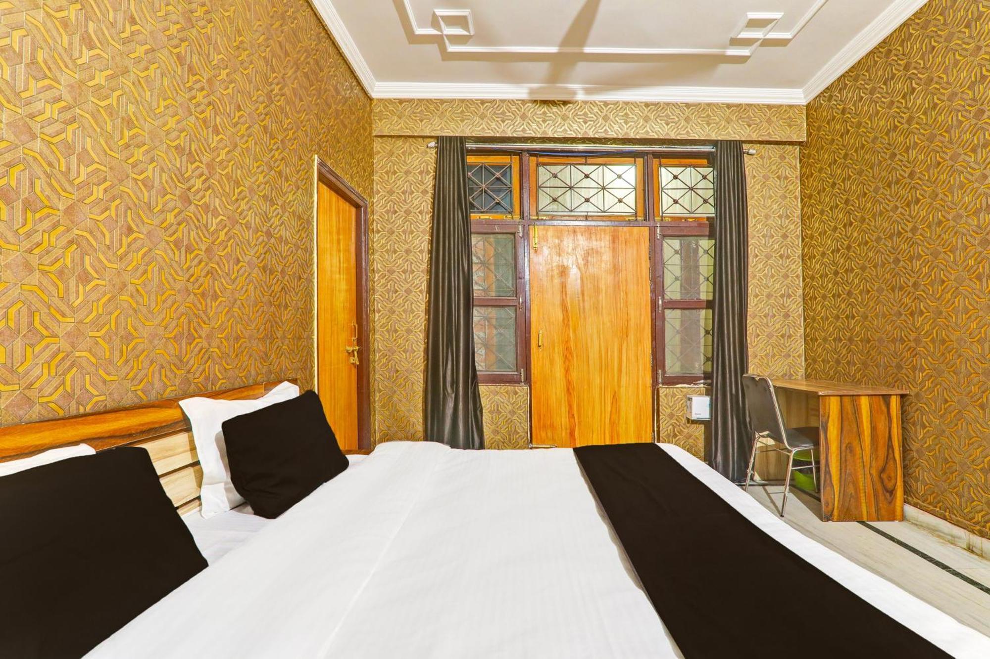 Hotel O S&R Haven Bhairaun Ghāt Exteriör bild