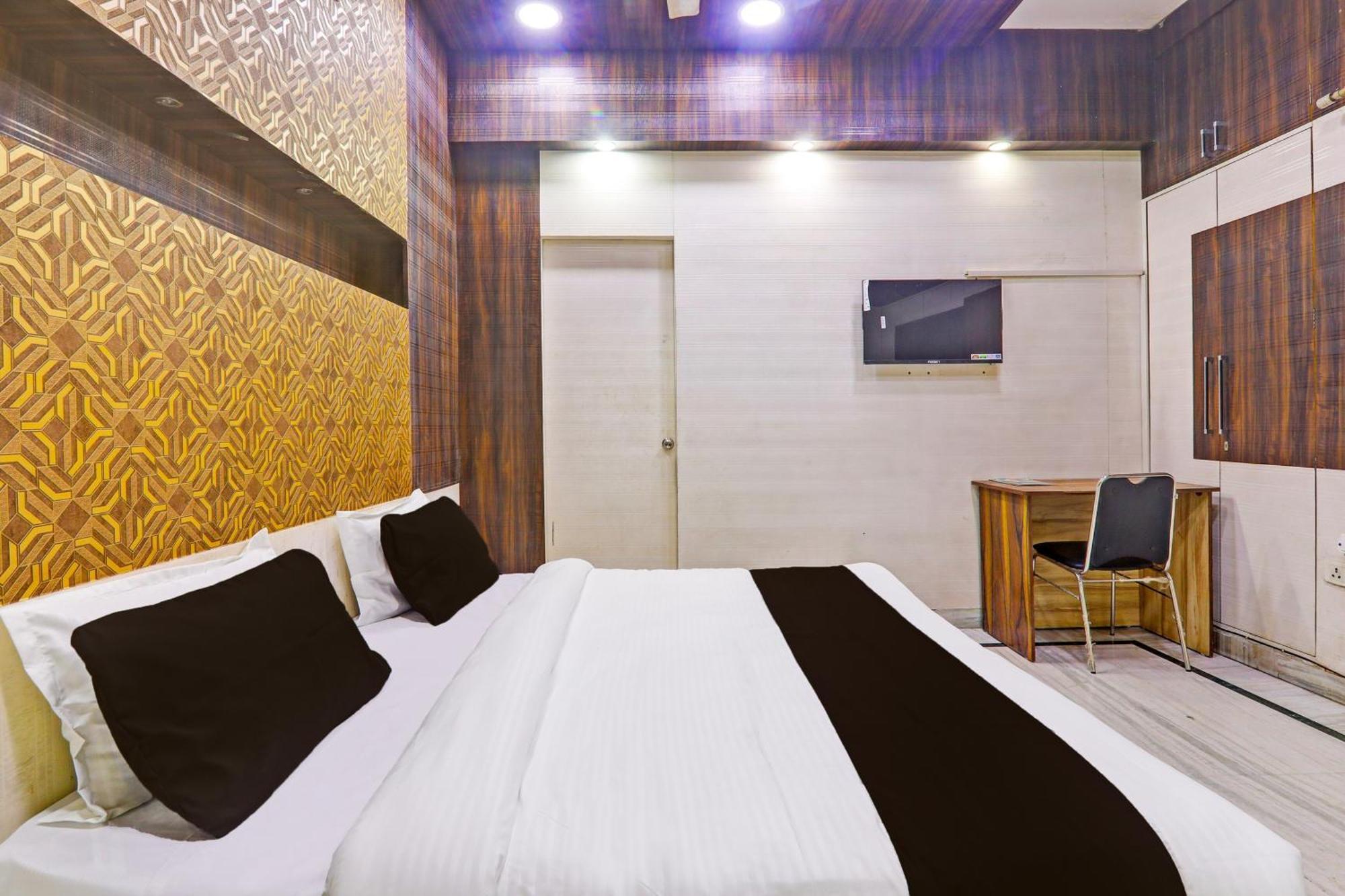 Hotel O S&R Haven Bhairaun Ghāt Exteriör bild