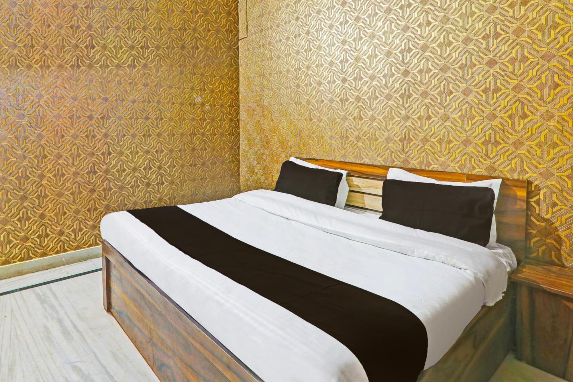 Hotel O S&R Haven Bhairaun Ghāt Exteriör bild